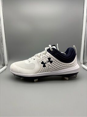 Under Armour | NEW! Glyde Fastpitch Softball Cleats - White Navy Blue ; Womens 7